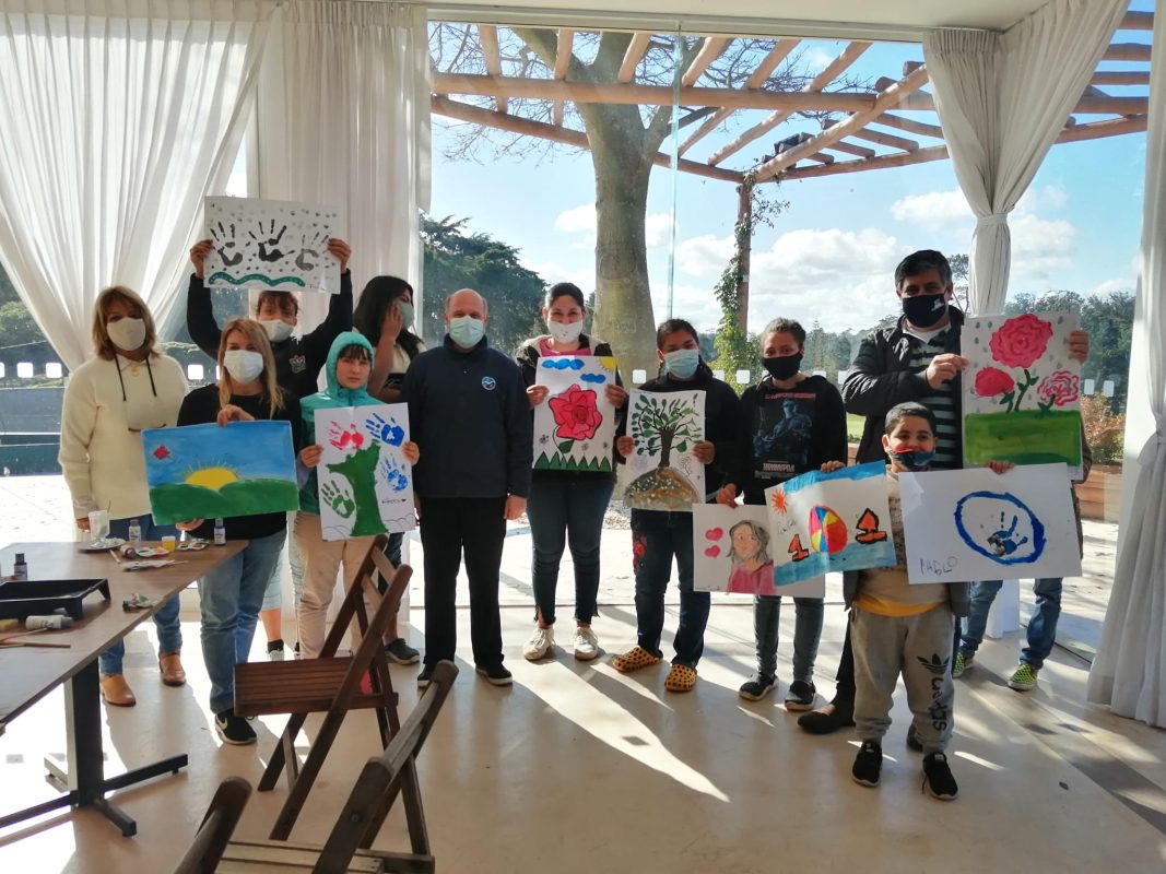 Municipio de Punta del Este realizó actividad artística con niños del Kennedy
