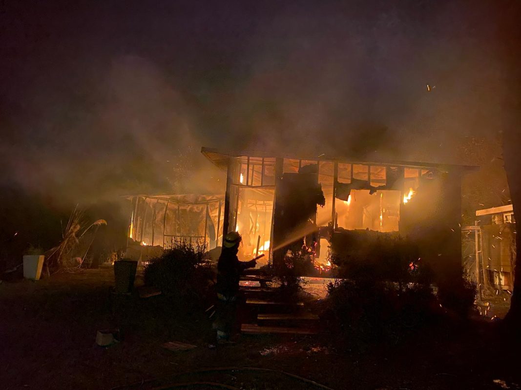Una casa se incendió esta madrugada en el Balneario Buenos Aires