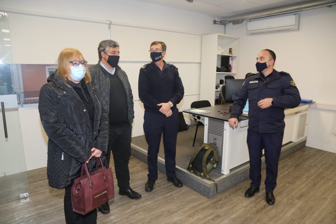 Carballal visitó Centro de Video Vigilancia y destacó funcionamiento