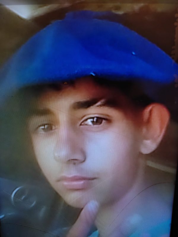 Buscan a un joven ausente de su casa