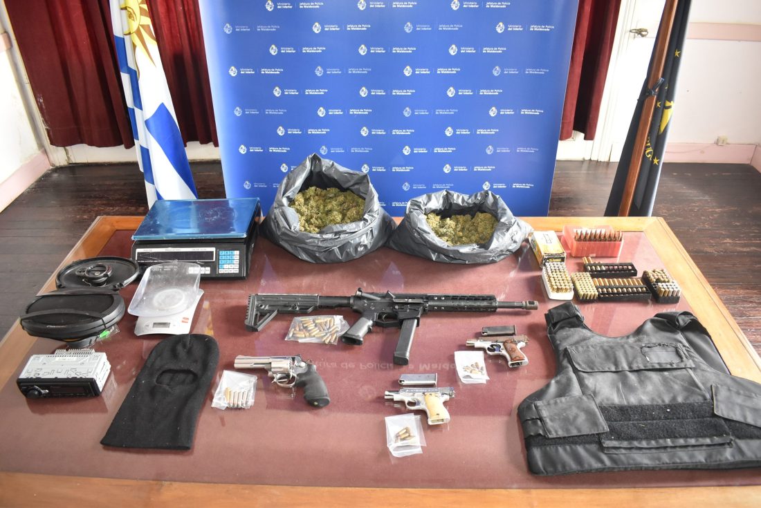 Encontraron droga y armas en el apartamento que alquilaba un hombre que fue condenado días atrás