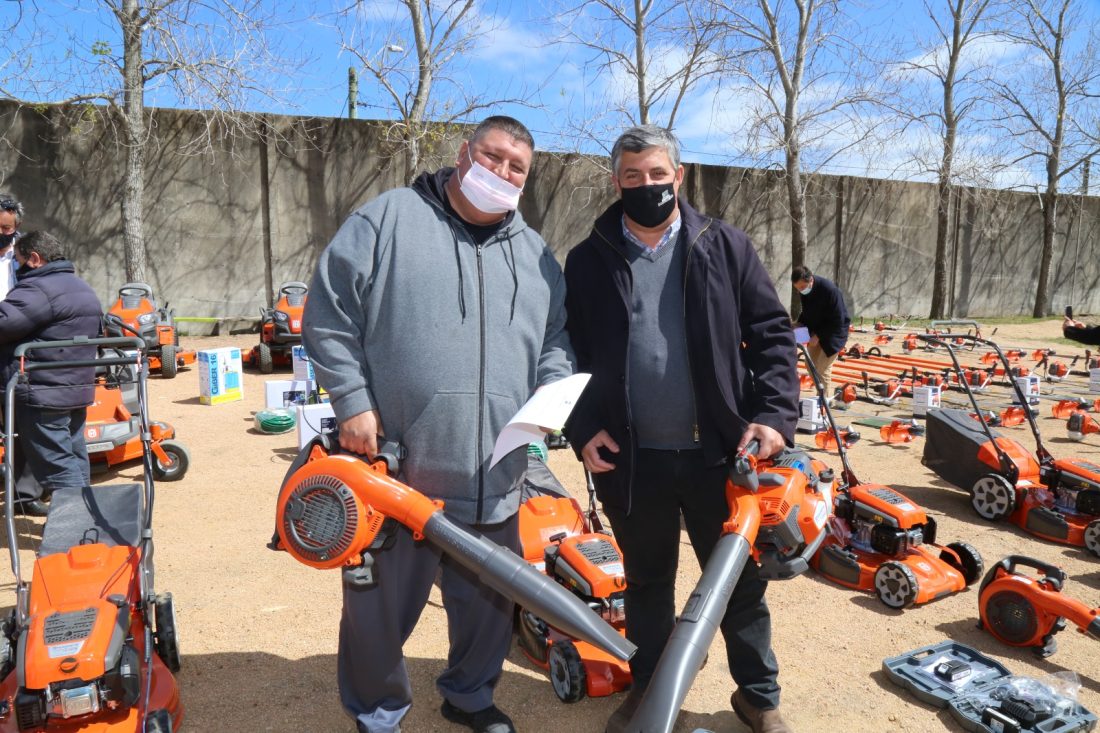 Carballal destacó importancia de equipamiento recibido para prepararse ante la llega de la temporada