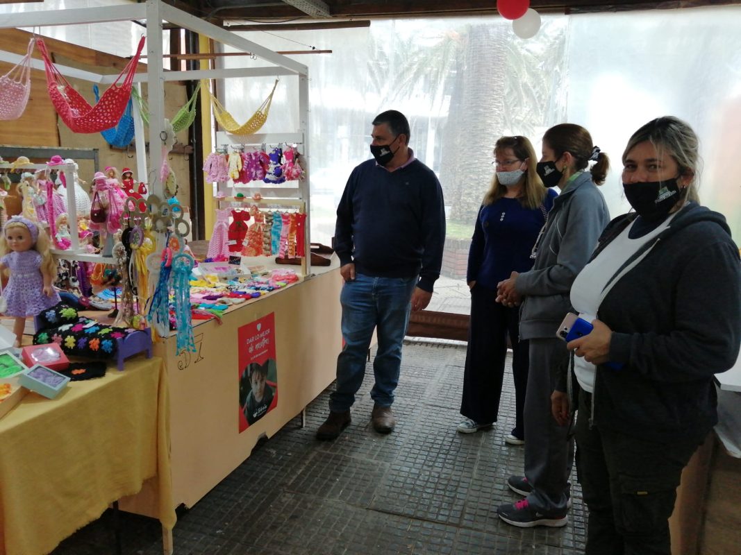 Municipio de Punta del Este lleva adelante fin de semana solidario junto a Teletón y Artesanos