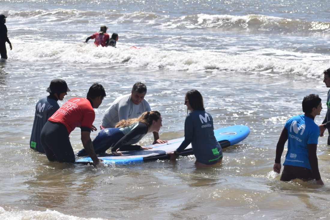 Carballal acompañó el encuentro de Surf Inclusivo