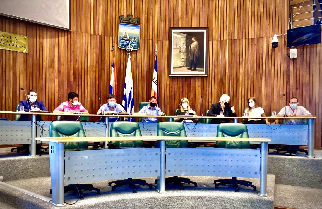 Instituciones educativas y Junta Departamental entregarán importantes becas a estudiantes de Maldonado