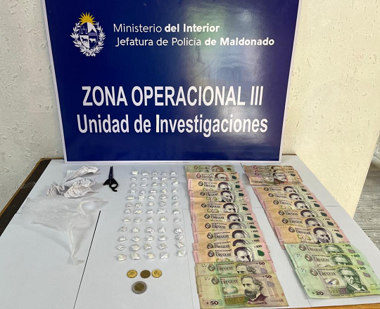 En San Carlos descubrieron que había una boca de drogas en el  medio de cañaverales