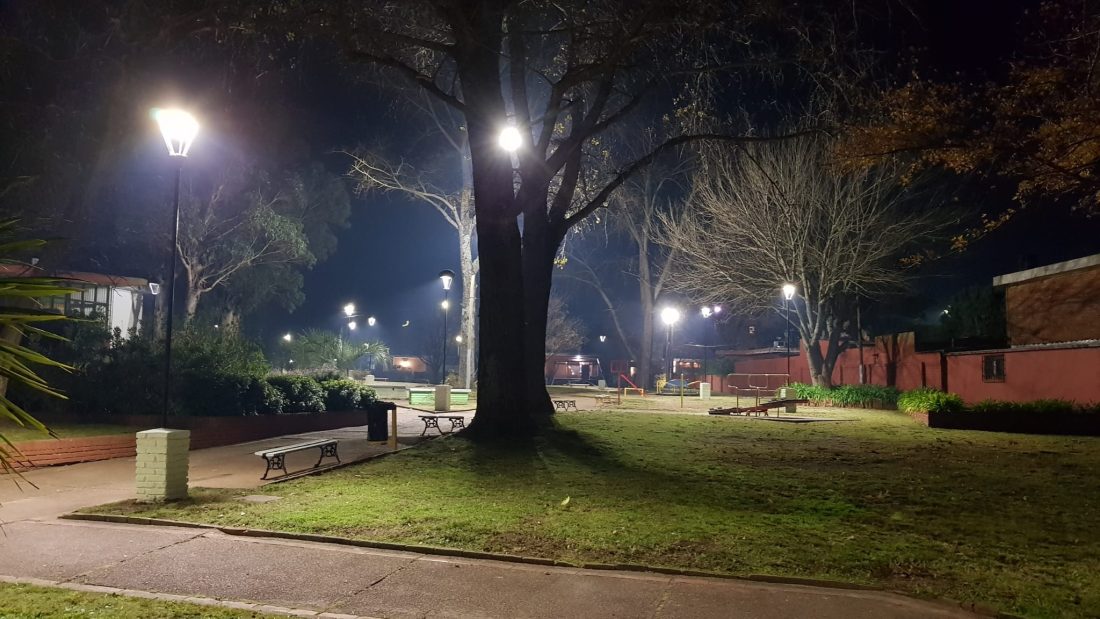 Reinauguraron iluminación en Parque Alicia