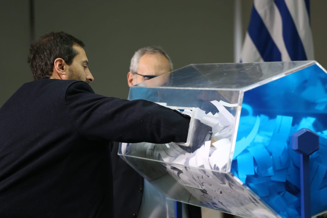 «El trabajo dignifica» dijo Rapetti al participar del sorteo de jornales solidarios ￼