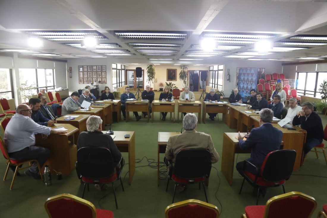 En una reunión de 8 horas el Gabinete de la Intendencia analizó la marcha de la gestión de gobierno y definió prioridades