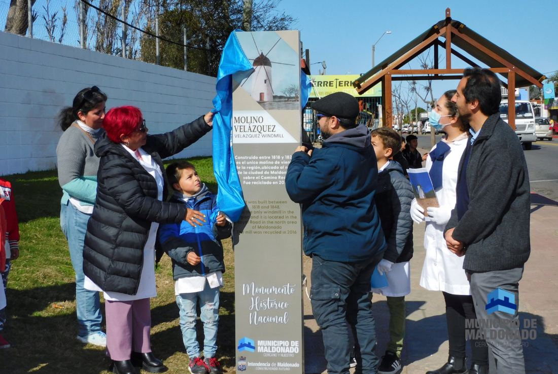 Inauguraron señalética en puntos emblemáticos de Maldonado