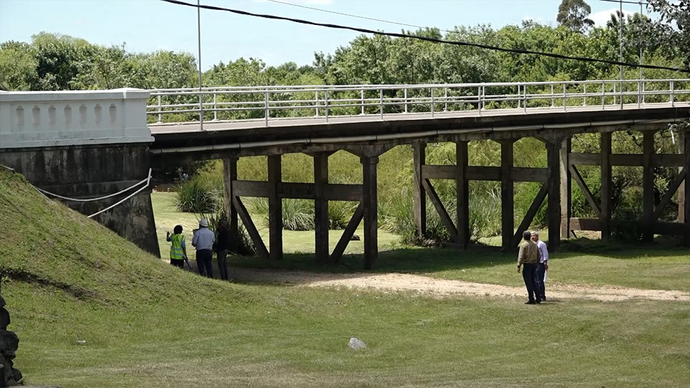 Puente de San Carlos fue inspeccionado por técnicos y se encuentra en buenas condiciones
