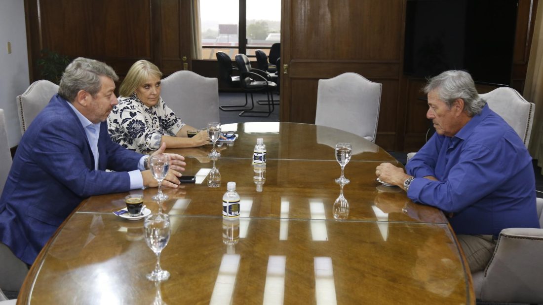 Intendencia y BPS podrían construir viviendas para jubilados