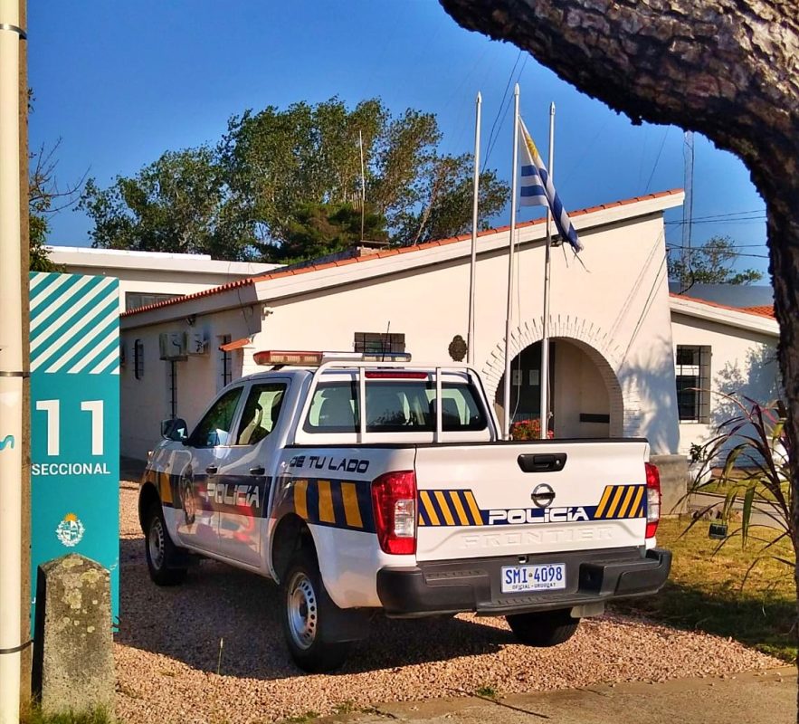 Insólito: robaron a una mujer que cuidaba baños públicos en Piriápolis