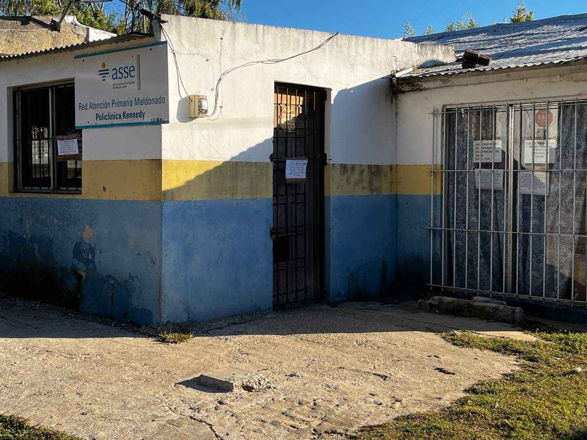 Después de una violenta situación, vuelve a abrir la policlínica Kennedy