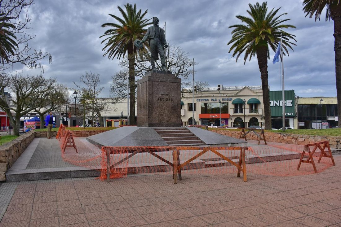 Siguen las obras en Plaza San Fernando