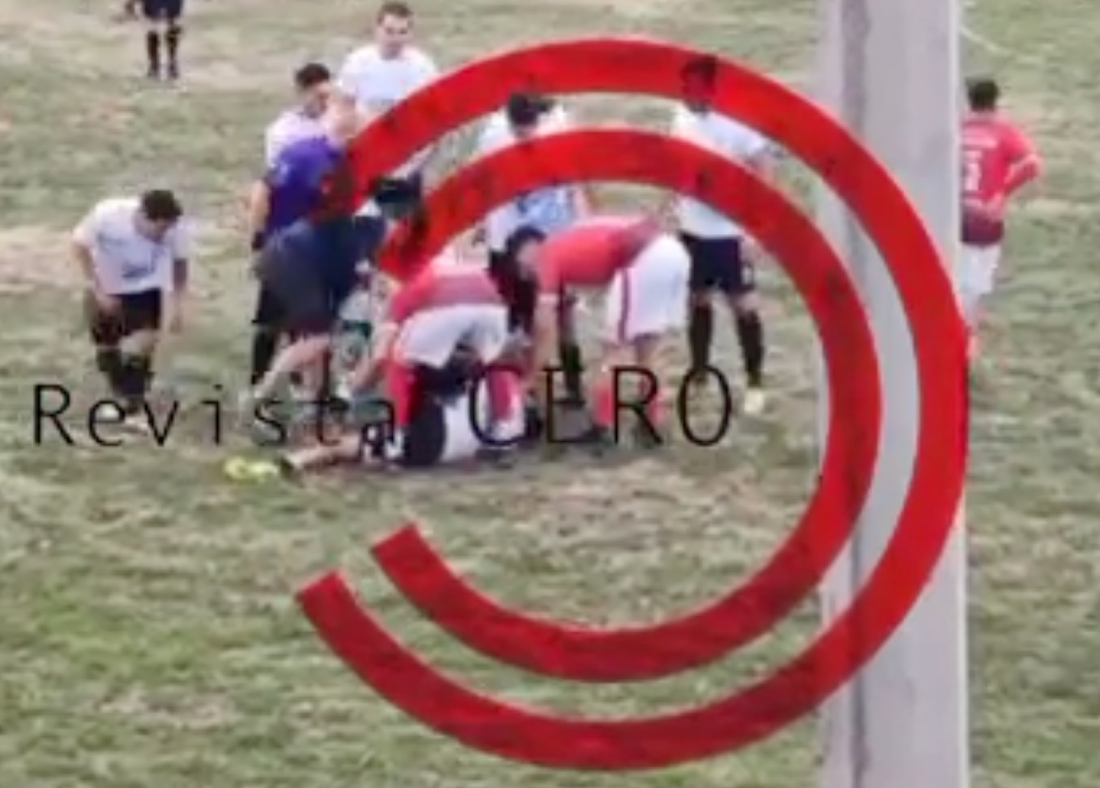 VIDEO: mira como sacan a un jugar en el fútbol de Maldonado tras una incidencia en el partido