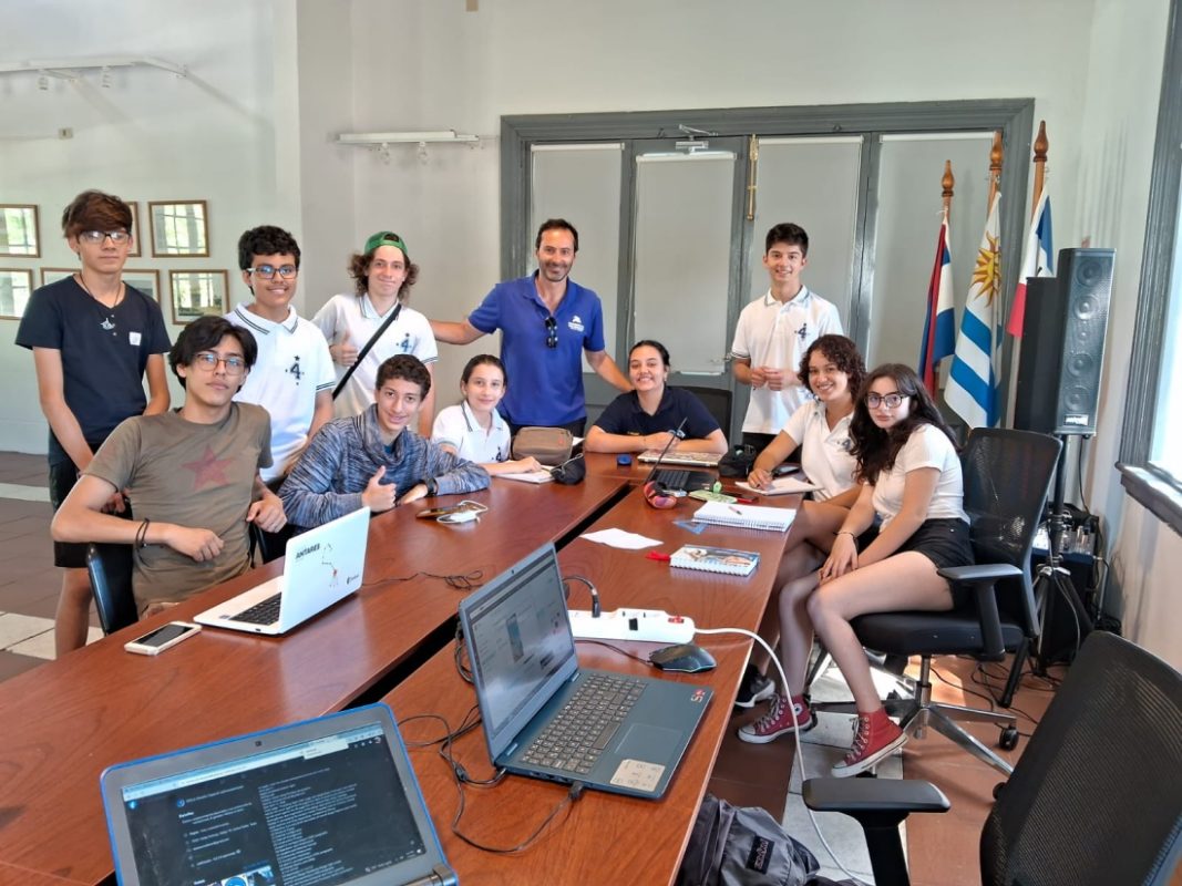 Municipio de Maldonado vuelve a ser la sede para los estudiantes que participan en concurso de la NASA