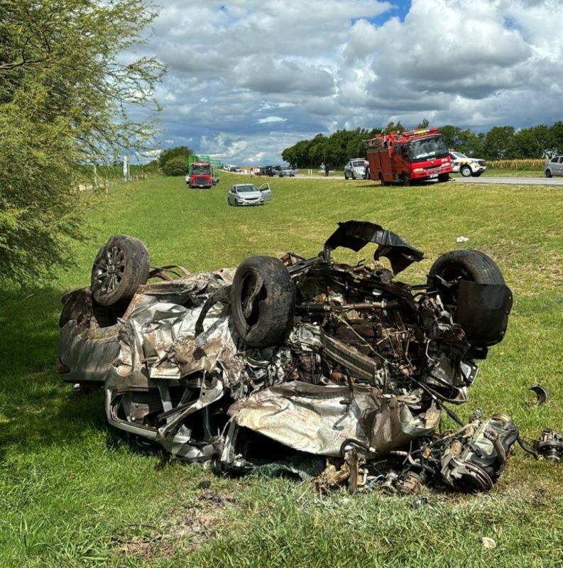 Cuatro muertos, entre ellos un niño, y varios lesionados en un accidente en Young