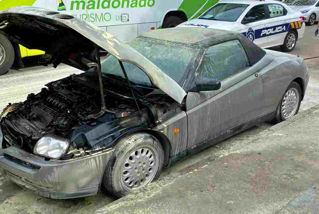 Un auto se incendió en Punta del Este