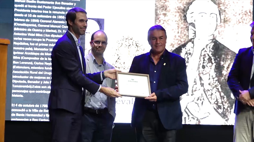 Municipio de San Carlos fue premiado junto a la IDM por la enciclopedia virtual