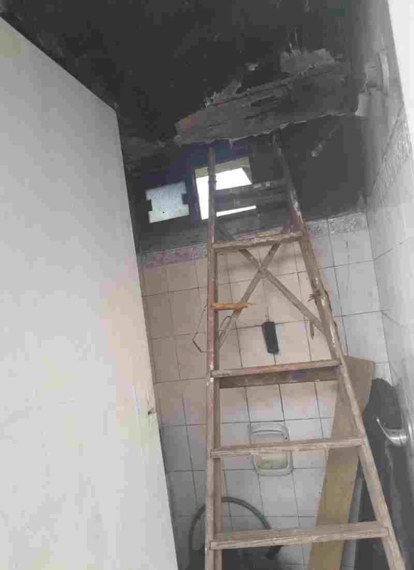 Padres de la Escuela N°44 denuncian deterioro del edificio