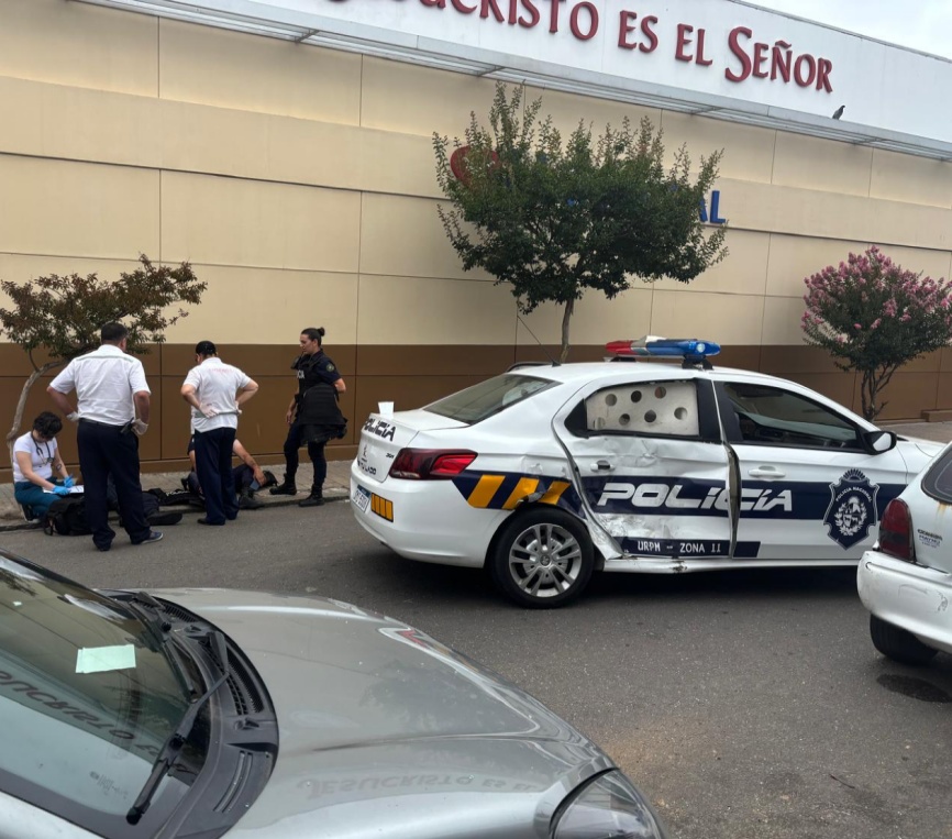 Herido de arma blanca era trasladado de urgencia y cuando lo llevaban al Hospital los chocaron
