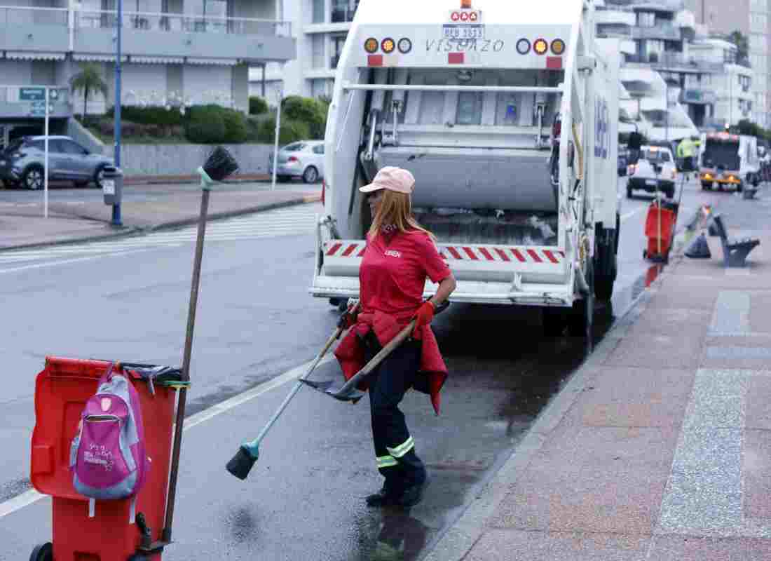 8 camiones de basura después del Operativo Limpieza de Navidad