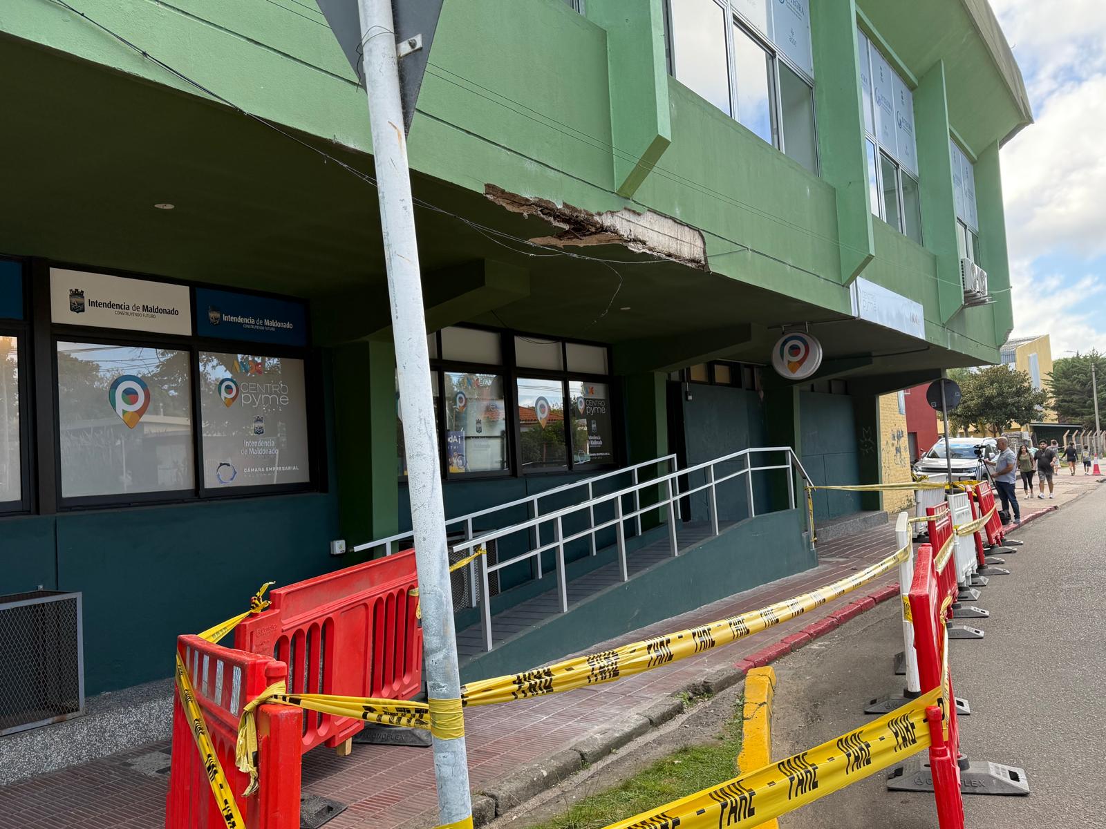 Descartan riesgo estructural en la Tribuna Sur del Estadio Domingo Burgueño Miguel