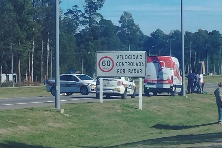 Grave siniestro de tránsito en ruta Interbalnearia: un hombre resultó politraumatizado
