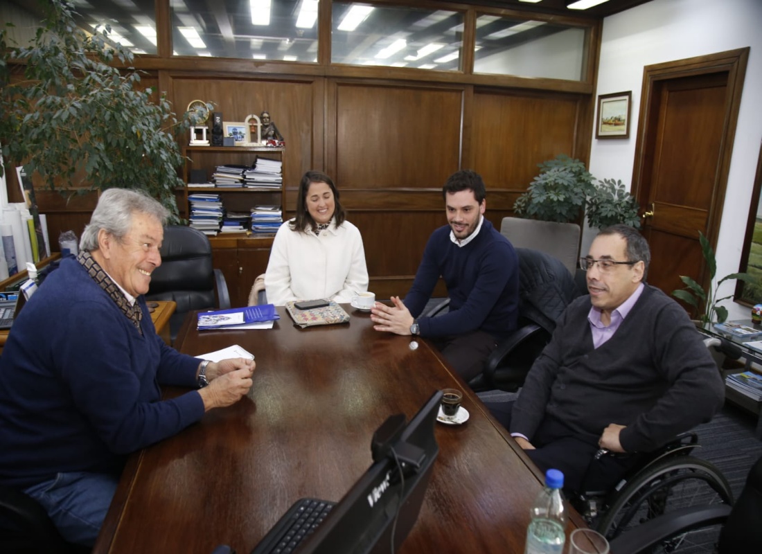 Antía y Menoni definieron solución para el Pabellón de las Rosas