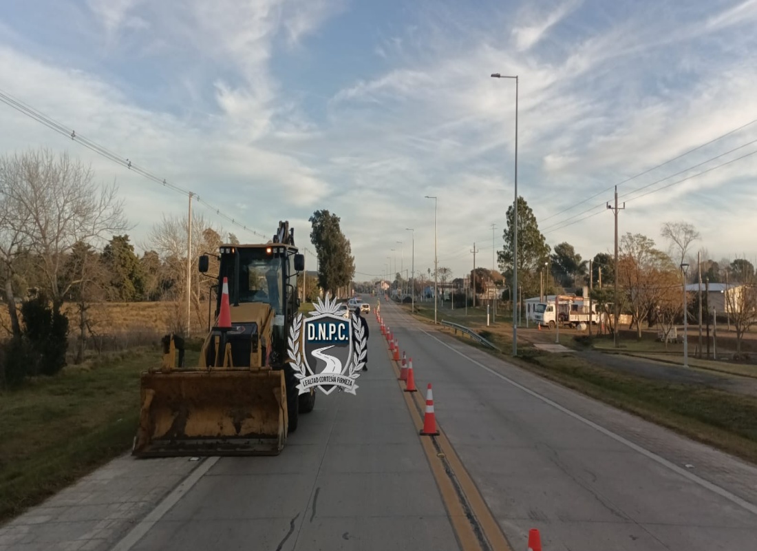 🔴 Joven de 24 años muere tras impactar con retroexcavadora en ruta 2