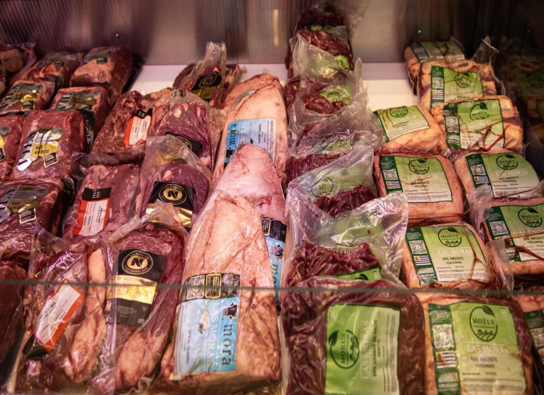 Aumentó la cantidad de carne importada y ADICU proyecta más crecimiento en lo que resta del año