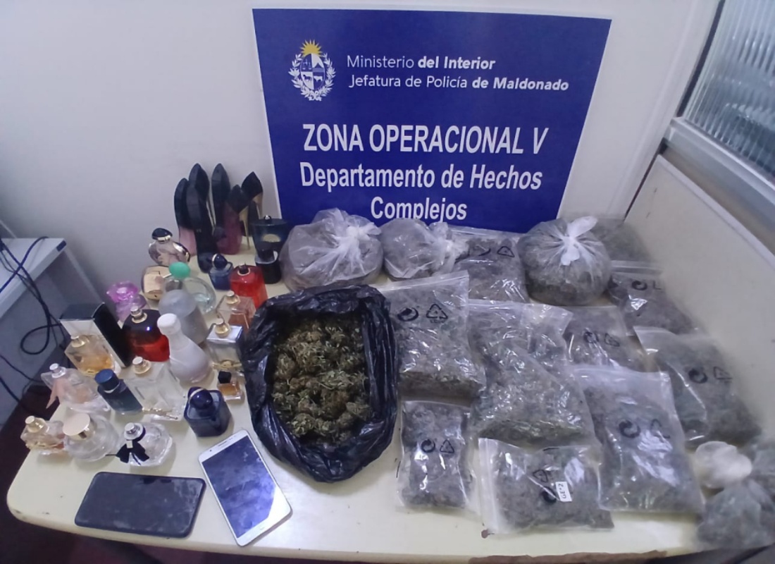 Policía evita una millonaria estafa telefónica a adultos mayores en Maldonado. Un detenido tenía marihuana en su poder