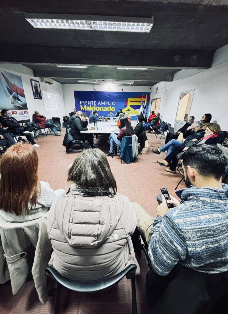El Frente Amplio aceptó participar en comisiones propuestas por Abella y plantea una nueva sobre asuntos sociales