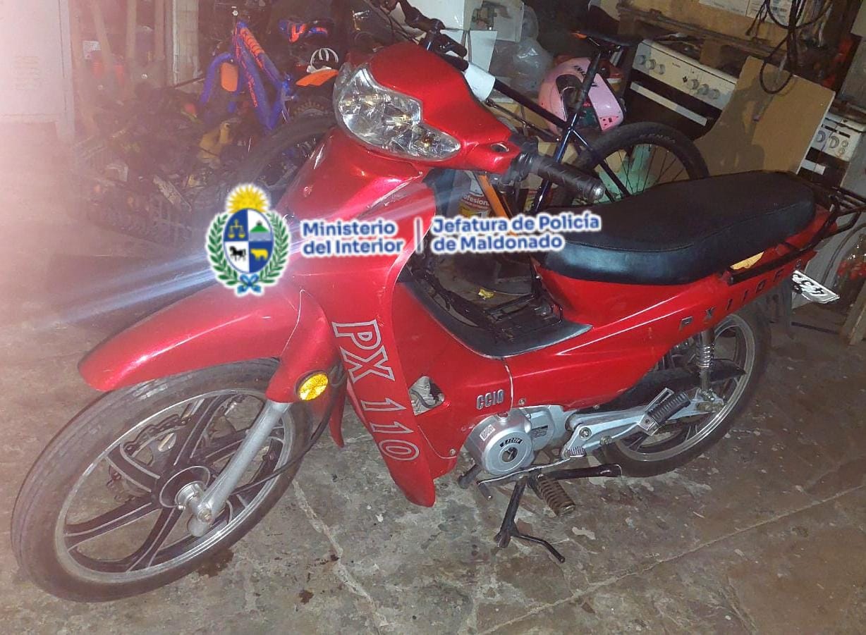 Aclararon el hurto de una moto y detuvieron a un hombre durante operativo policial