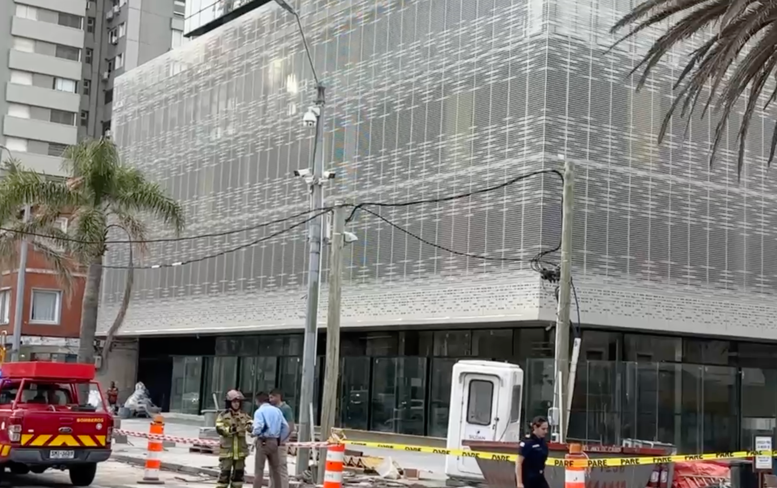 Evacuación en World Trade Center Montevideo y Punta del Este por falsa alarma de artefacto explosivo