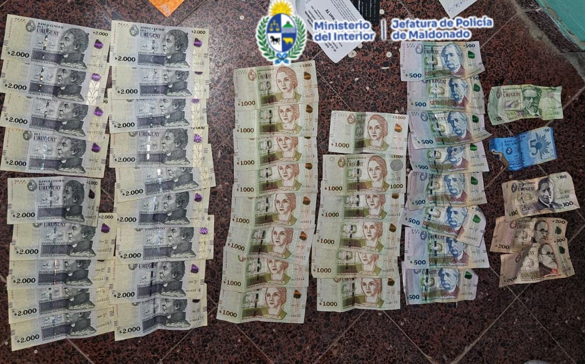 Detienen a dos personas tras hurto en una cafetería de La Barra