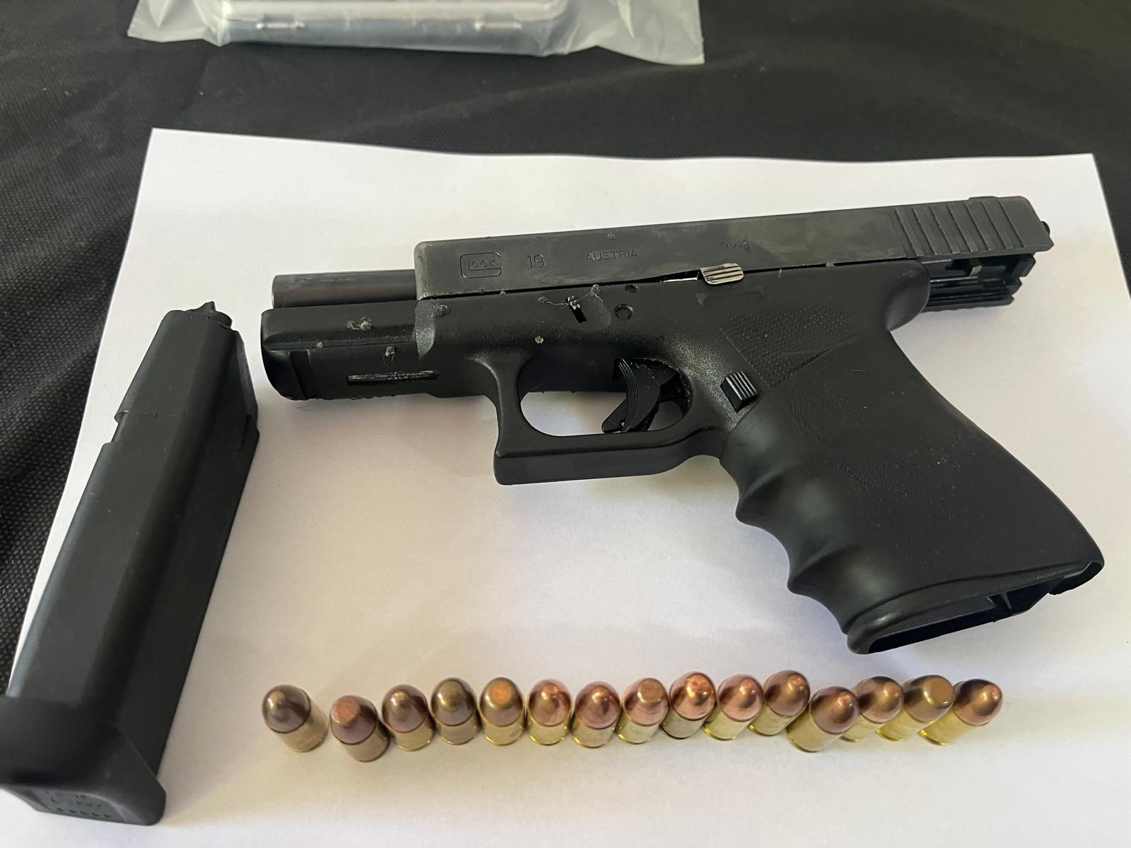 Detienen en Piriápolis a un hombre con droga, dinero y un arma de fuego