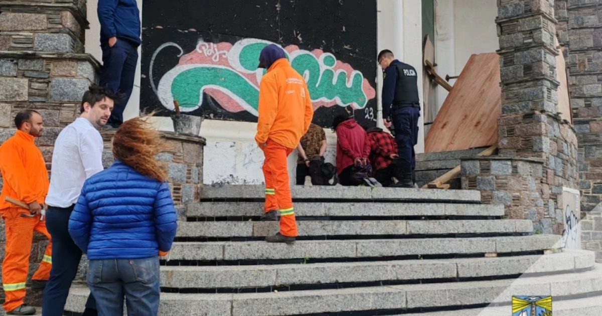 Intervención en ex Cine Lido por ocupación irregular en Punta del Este