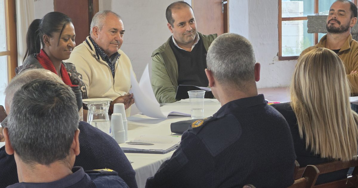 Canteras de Marelli activa su agenda: vecinos plantean obras, seguridad y orden urbano