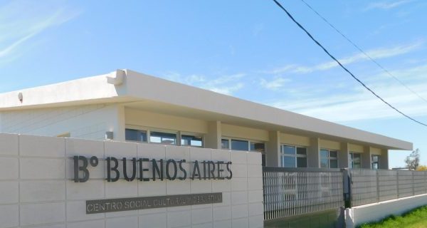 Impulsan techado de cancha en balneario Buenos Aires y piden priorizar la obra
