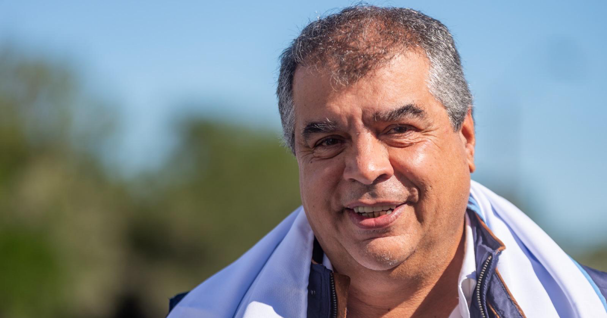 Senador Rodrigo Blás presenta proyecto de ley para regular y recuperar el uso del espacio público