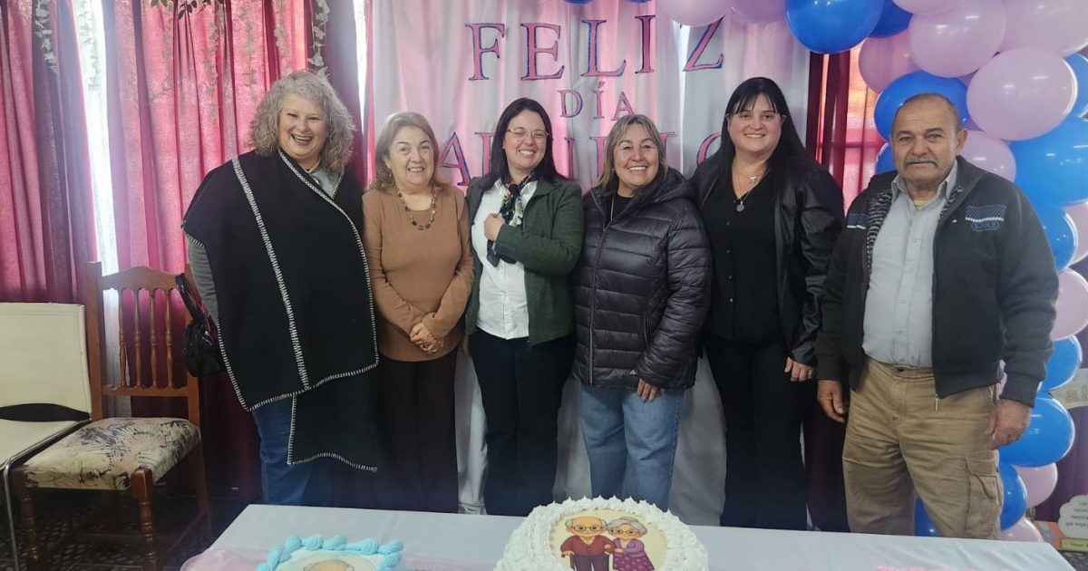 Marita Sánchez compartió una jornada con adultos mayores en el Hogar de Ancianos de Aiguá