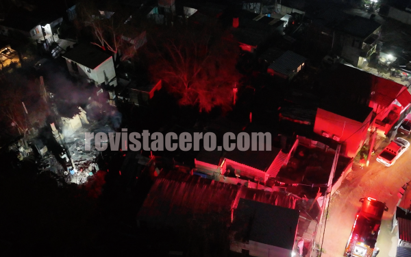 Un hombre murió durante un incendio en una vivienda del asentamiento Los Eucaliptus
