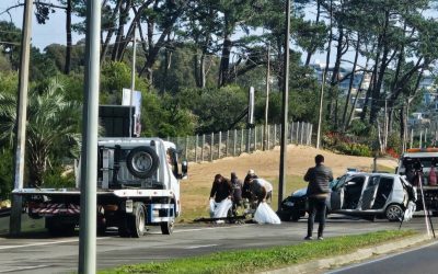 Tres personas lesionadas tras vuelco de dos autos en Ruta Interbalnearia