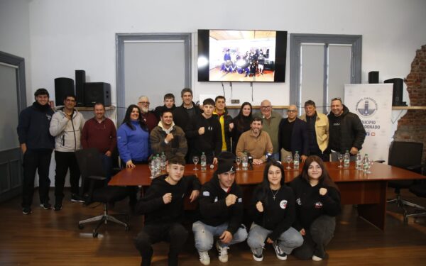 El Centro Comunal Santa Teresita se afilió a la Federación Uruguaya de Boxeo